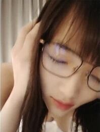 杭州萧山区大学眼镜娘深夜搭讪羞涩小哥